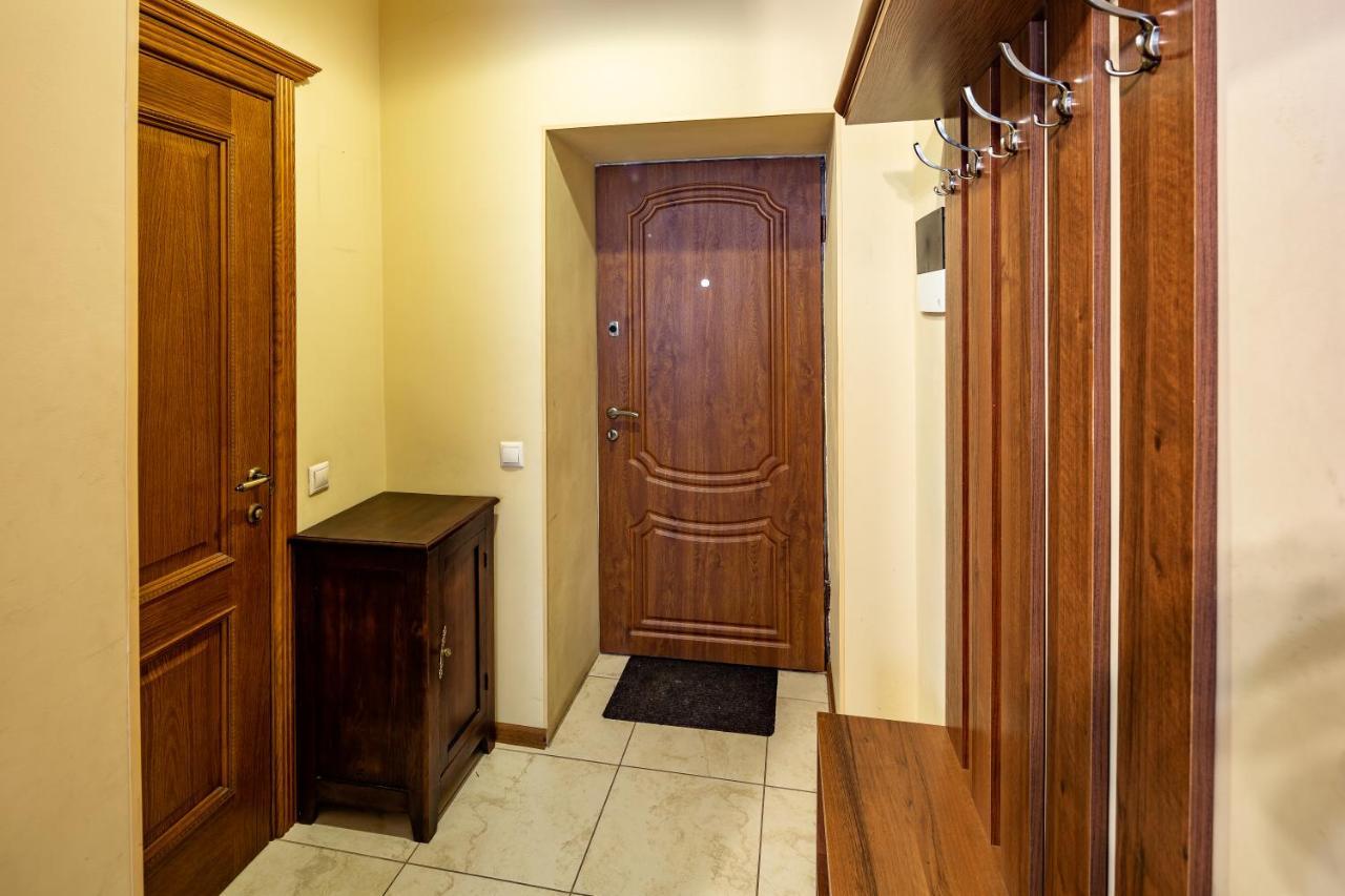 13 Franka Apartment 1 Львов Экстерьер фото