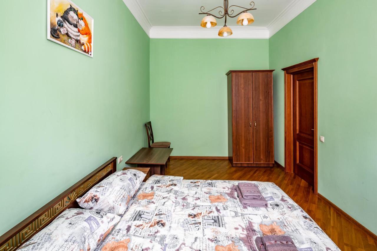 13 Franka Apartment 1 Львов Экстерьер фото