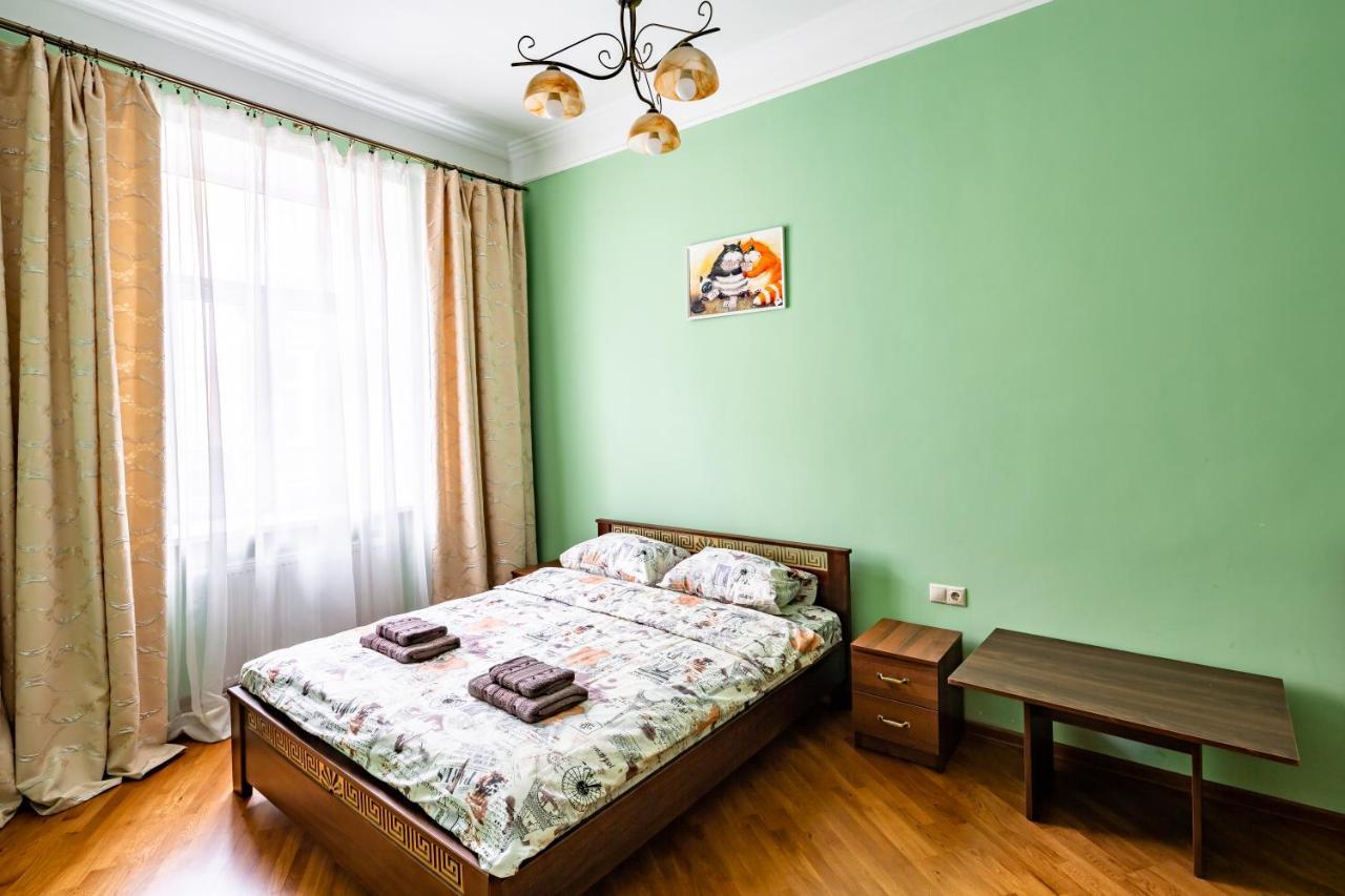 13 Franka Apartment 1 Львов Экстерьер фото